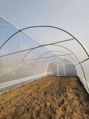 Oferim solarii legume profesionale structura galvanizata folie UV 180 microni garantie 3 ani kit com