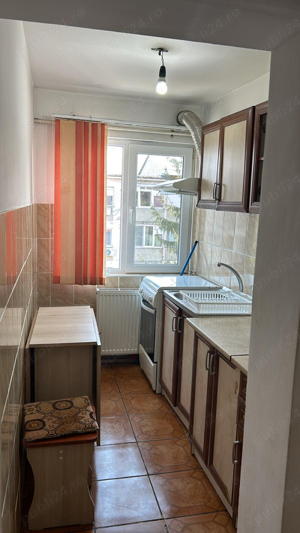 Proprietar vand apartament pe Aleea Bujorului din Caransebes  - imagine 6