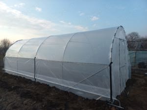 Distribuim solarii gradina rezistente teava galvanizata folie 180 microni garantie 3 ani laterale ae