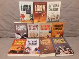 Raymond Chandler carti politiste (11 vol)