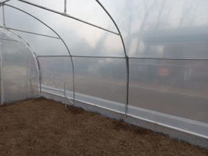 Producem solarii legume profesionale structura galvanizata folie UV 180 microni garantie 3 ani later - imagine 3