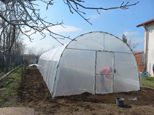 Oferim solar gradina complete teava zincata folie UV 180 microni garantie 3 ani kit complet montaj i