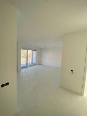 Apartament 3 camere finisat, zona Ultracentrala - imagine 2