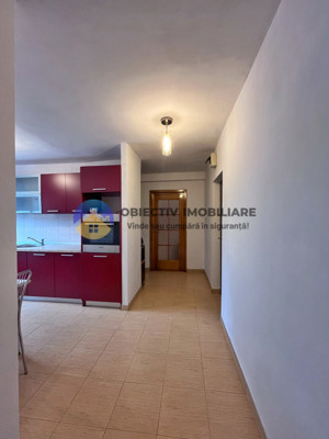 Apartament 3 camere/2 bai/etaj2-Zona Alimentara 28 - imagine 14