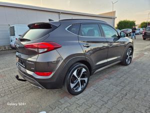 = HYUNDAI TUCSON 4x4 Aut, 2.0 cdti Piele Navi Xenon Led 2015 E6 = 16.990 e. =   - imagine 3
