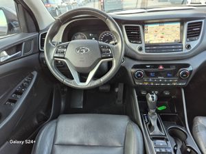 = HYUNDAI TUCSON 4x4 Aut, 2.0 cdti Piele Navi Xenon Led 2015 E6 = 16.990 e. =   - imagine 5