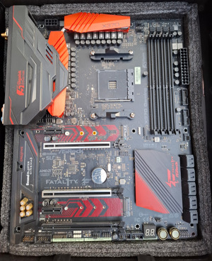 Placa de baza ASRock Fatal1ty X370 Professional Gaming, WiFi, BT - imagine 3