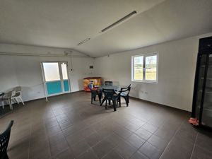 Spatiu comercial + teren, Moraresti stradal, DN7 Pitesti-Valcea - imagine 3