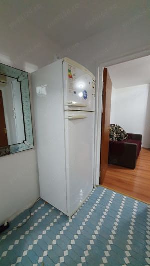 Apartament cu 2 camere de vanzare - zona Teiul Doamnei - imagine 3