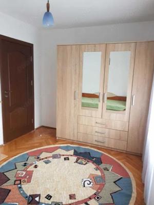 Vand apartament 4 camere decomandat Nufaru Oradea! - imagine 2