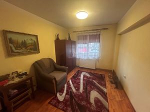 Apartament 4 camere, zona Mihai Viteazu, Sighisoara - imagine 2