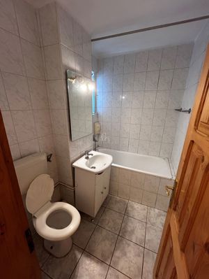 Apartament 3 camere, zona Plopilor, Sighisoara. - imagine 7