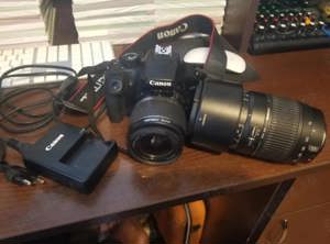 Aparat foto Canon eos 1000d