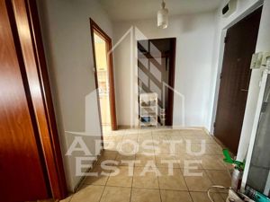 Apartament 2 camere,decomandat,spatios,in zona Bucovina - imagine 9