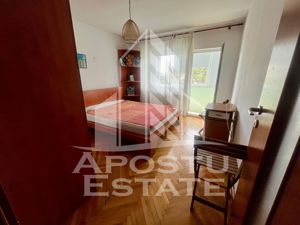 Apartament 2 camere,decomandat,spatios,in zona Bucovina - imagine 4