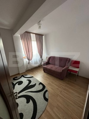 Apartament cu 2 camere decomandat, balcon, etaj 2/5, parcare, zona Petrom  - imagine 3