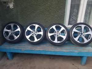 AUDI A3 RS3 S3 8V0 5x112 7,5x18 ET52 8V0601025DB