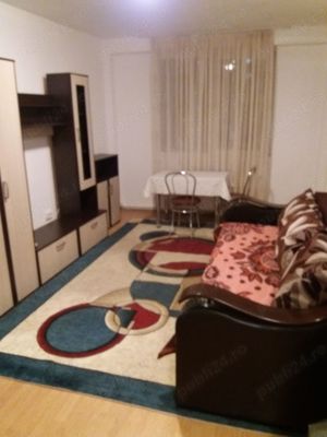 Închiriez o camera la un apartament cu 3 camere. - imagine 2 Închiriez o camera la un apartament cu 3 camere. - imagine 2