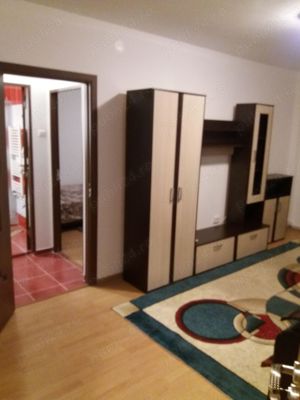 Închiriez o camera la un apartament cu 3 camere. - imagine 8 Închiriez o camera la un apartament cu 3 camere. - imagine 8