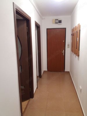 Închiriez o camera la un apartament cu 3 camere. - imagine 6 Închiriez o camera la un apartament cu 3 camere. - imagine 6