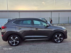 = HYUNDAI TUCSON 4x4 Aut, 2.0 cdti Piele Navi Xenon Led 2015 E6 = 16.990 e. =   - imagine 14