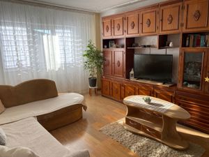 Apartament 2 camere, decomandat, micro 12, et. 4, 57 mp - imagine 2