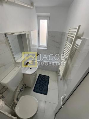 Parter inalt, str. Oituz 65, Bacau, 2 camere - imagine 8