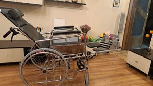 Scaun cu rotile reglabil - imagine 3