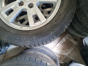 4 cauciucuri de iarna 215 60 16 cu jante de aliaj 5x115 de chevolet - imagine 5