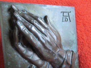 cadou deosebit A.Durer bronz masiv Maini de rugaciune colectie Germany 1960