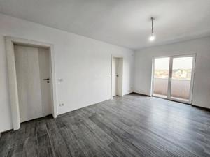 Apartament 3 Camere, Giarmata Vii - imagine 2