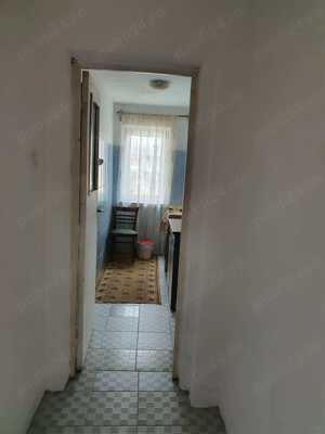 Inchiriez apartament 2 camere. Zona Cet - imagine 7