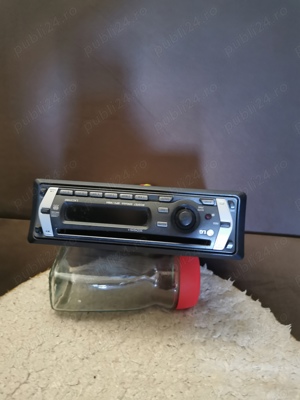 vând radio casetefon auto LG 