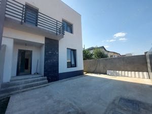 Vila tip Duplex Fundeni strada Stejarului 