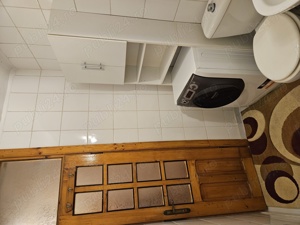Închiriez garsoniera transformata in 2 camere , zona Sărari, lângă Liceul Henri Coandă! - imagine 7