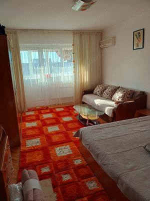 Inchiriez apartament 1 cameră, zonă centrală  - imagine 5