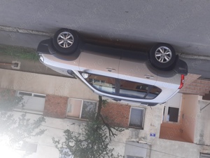 Vând Hyundai Tucson  - imagine 2