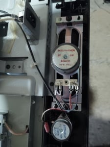 set 4 difuzoare 242226400606 de pe tv Philips 32pfl5522d