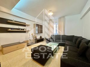 Apartament 3 camere, zona centrala - imagine 4