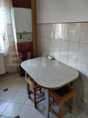 Apartament de inchiriat,3 camere,70mp,etaj 2,zona Stefan cel Mare - imagine 6