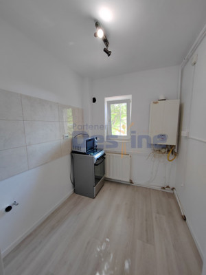 Apartament 1 cameră 36 mp, MOBILAT și UTILAT - Cartier FRUMOASA - imagine 4