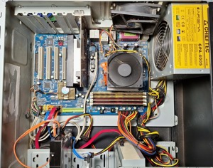 PC Athlon II X4-630 QuadCore, SSD - imagine 2