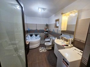 CASA 4 CAMERE 0% COMISION - imagine 9