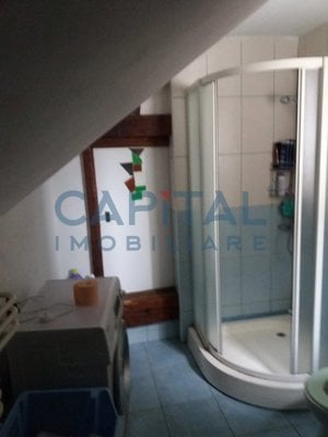 Casa la curte comuna pe 3 nivele, 300mp utili 0% comision - imagine 18