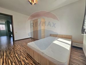 Apartament cu 4 camere in vila, Ovidiu Sud zona Faleza - imagine 4