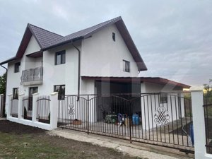 Casa cu 5 camere, situata in Valea Ursului - imagine 3