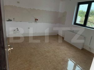 Casa cu 5 camere, situata in Valea Ursului - imagine 6