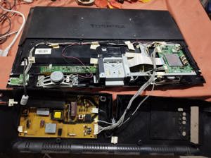Dezmembrez tv Toshiba 29p1300d