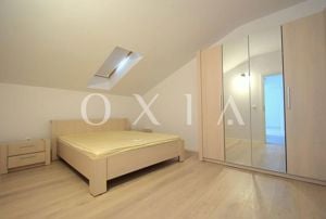 AX923 Giroc-Esso, Apartament Pe Doua Nivele - imagine 9