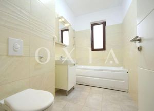 AX923 Giroc-Esso, Apartament Pe Doua Nivele - imagine 6